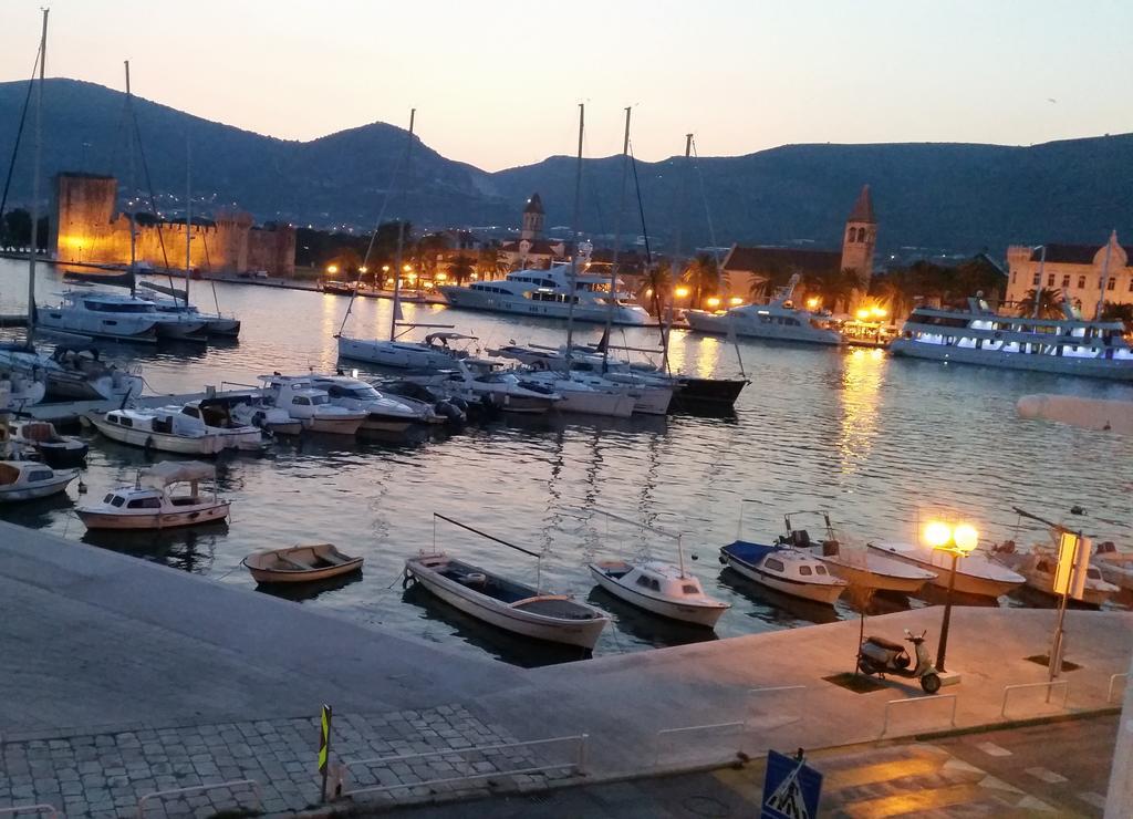 Heritage Bella Vista Apartments Trogir Exterior photo
